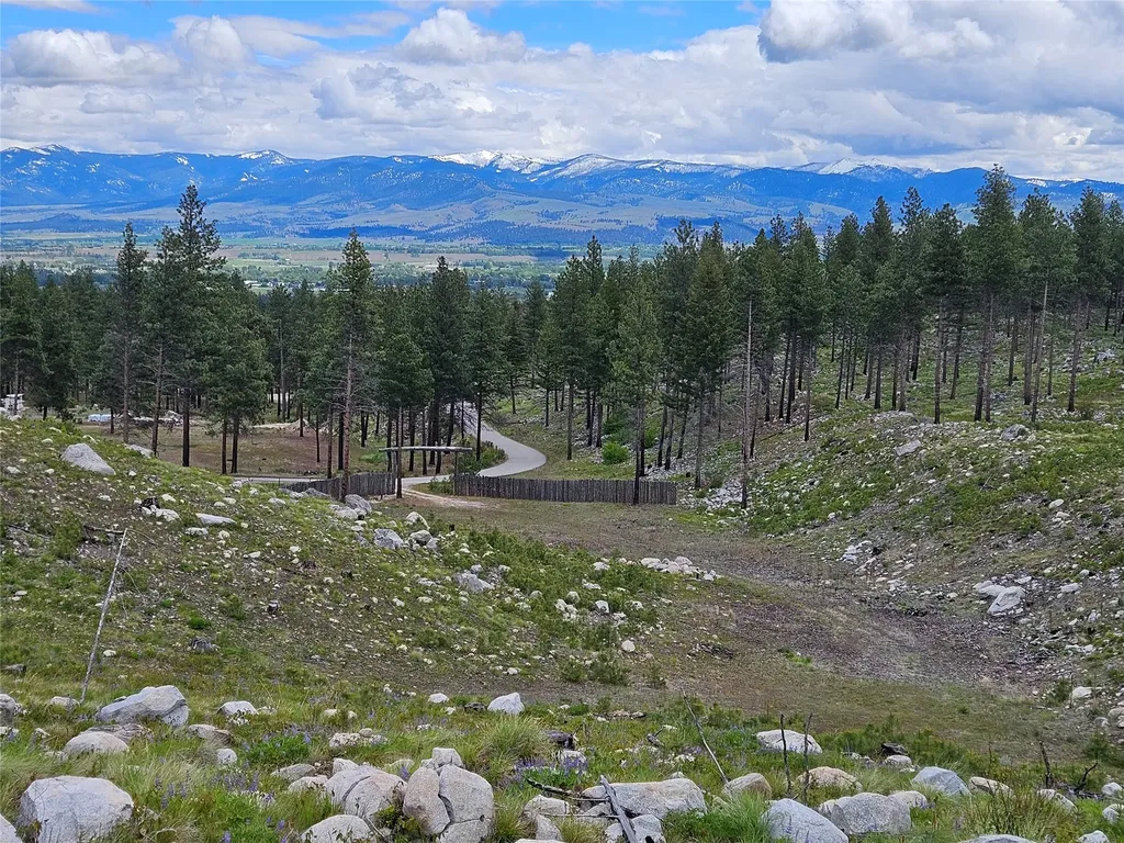 910 Judd Creek Hollow Hamilton MT 59840