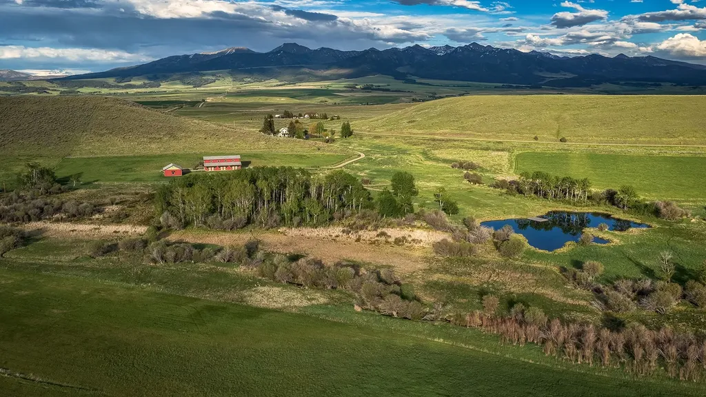 91 Porcupine Road Wilsall MT 59086