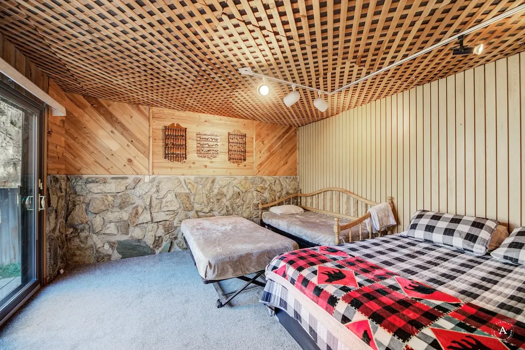 7 Meadow Lane Cascade MT 59421