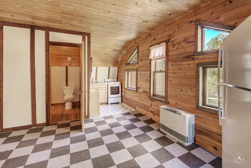 7 Meadow Lane Cascade MT 59421