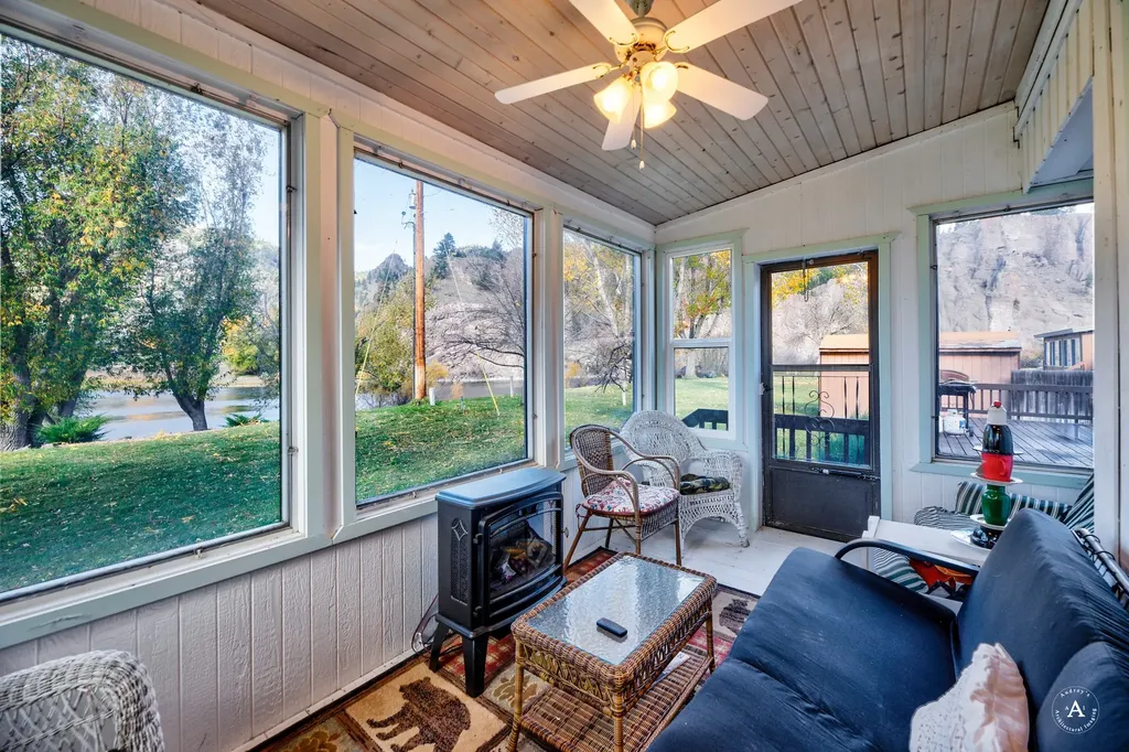 7 Meadow Lane Cascade MT 59421