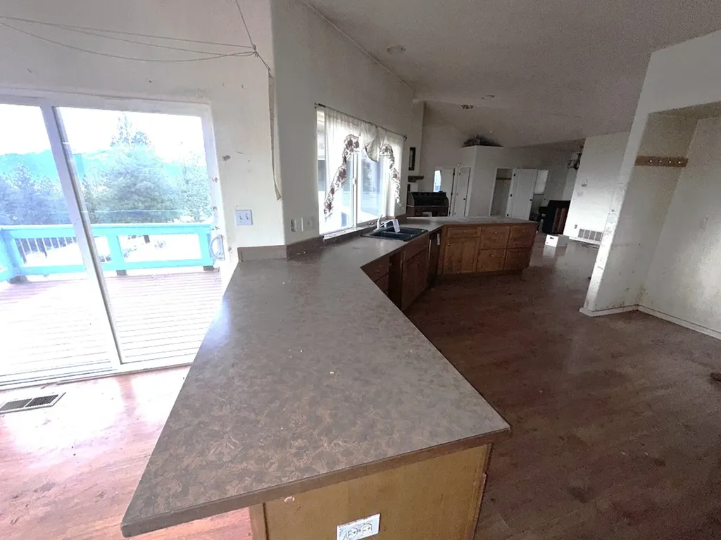 2155 S Sunset Bench Road Stevensville MT 59870
