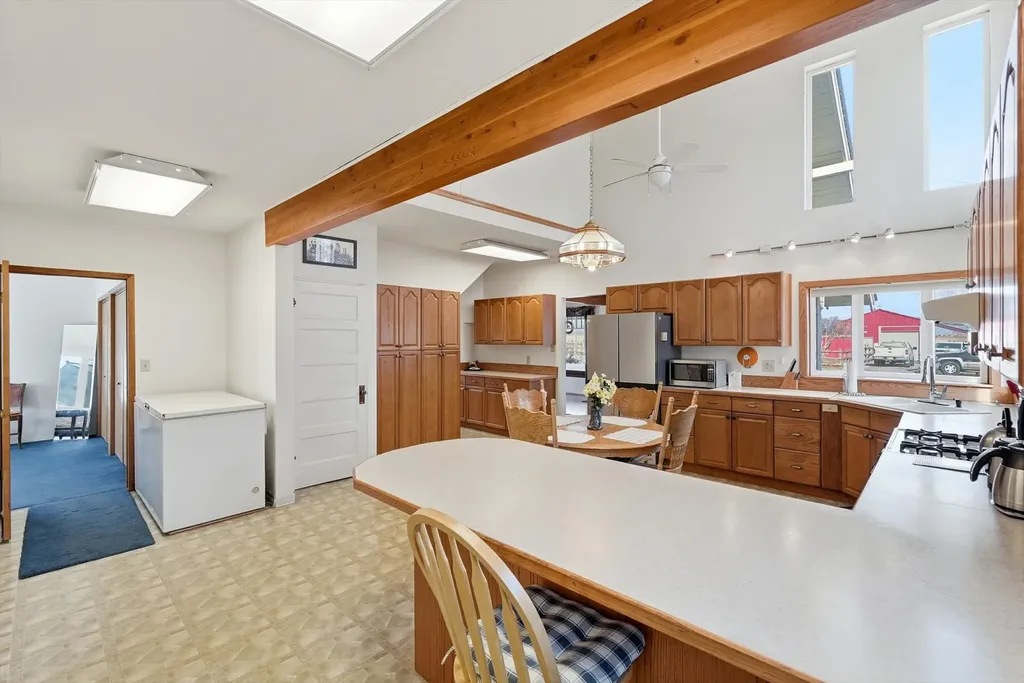 114 & 116 W Main Street Hall MT 59837