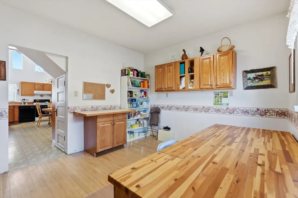 114 & 116 W Main Street Hall MT 59837