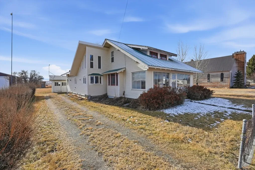 114 & 116 W Main Street Hall MT 59837