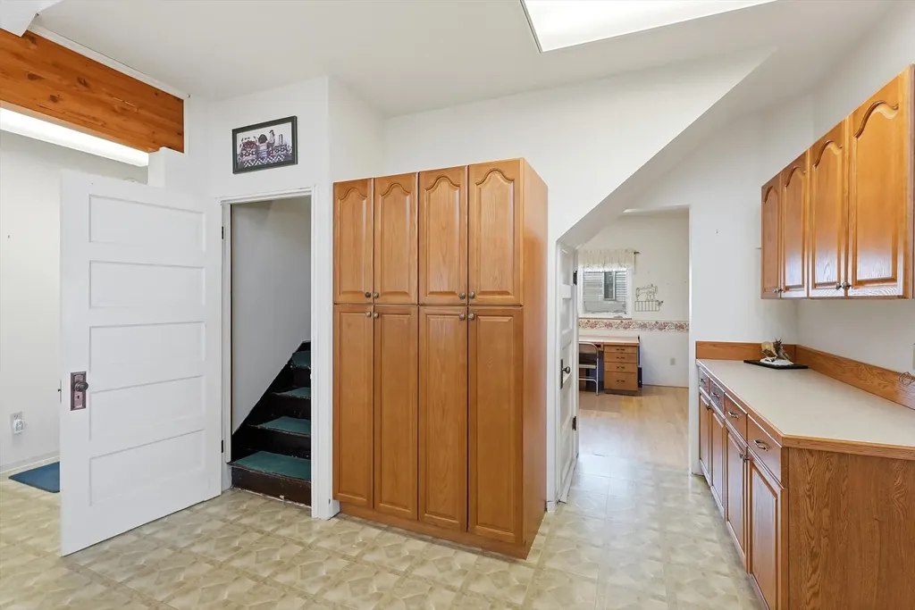 114 & 116 W Main Street Hall MT 59837