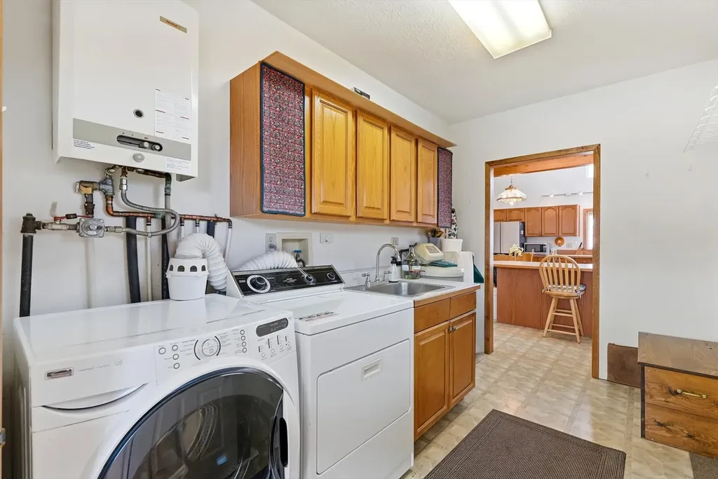 114 & 116 W Main Street Hall MT 59837