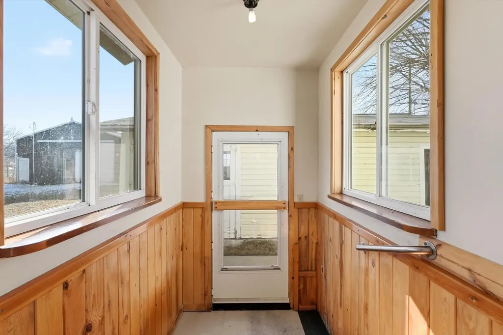 114 & 116 W Main Street Hall MT 59837
