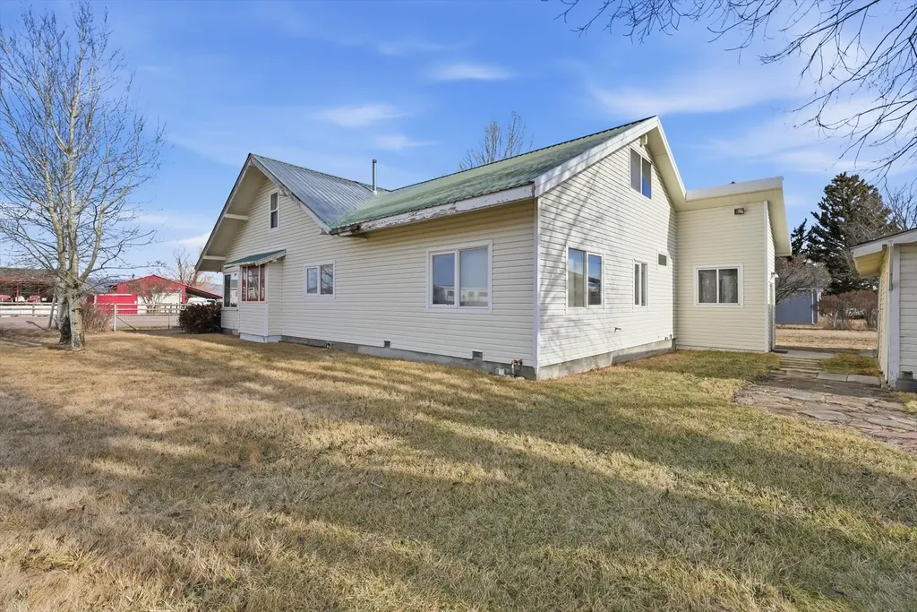 114 & 116 W Main Street Hall MT 59837