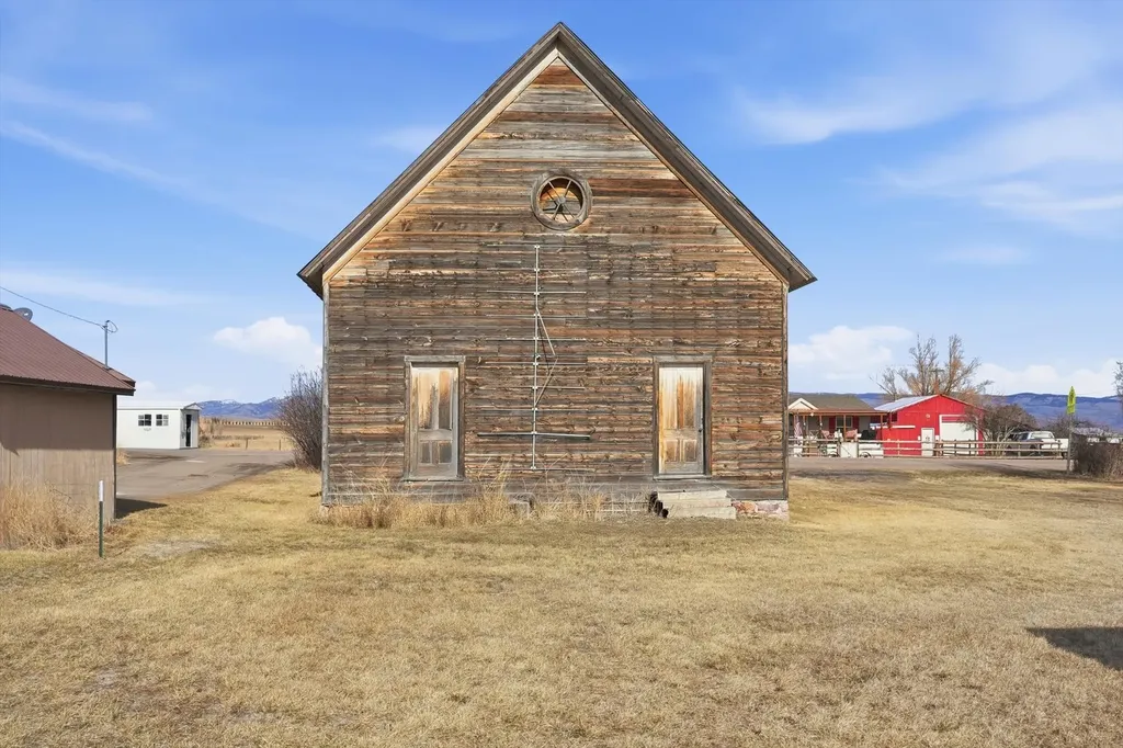 114 & 116 W Main Street Hall MT 59837
