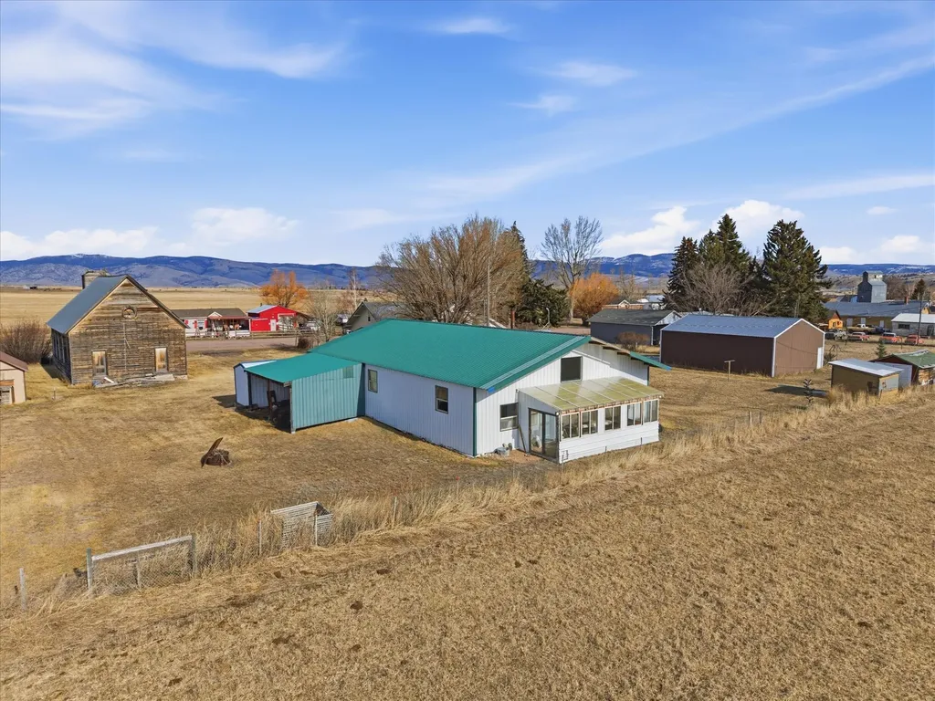 114 & 116 W Main Street Hall MT 59837