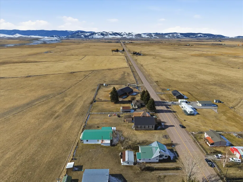 114 & 116 W Main Street Hall MT 59837
