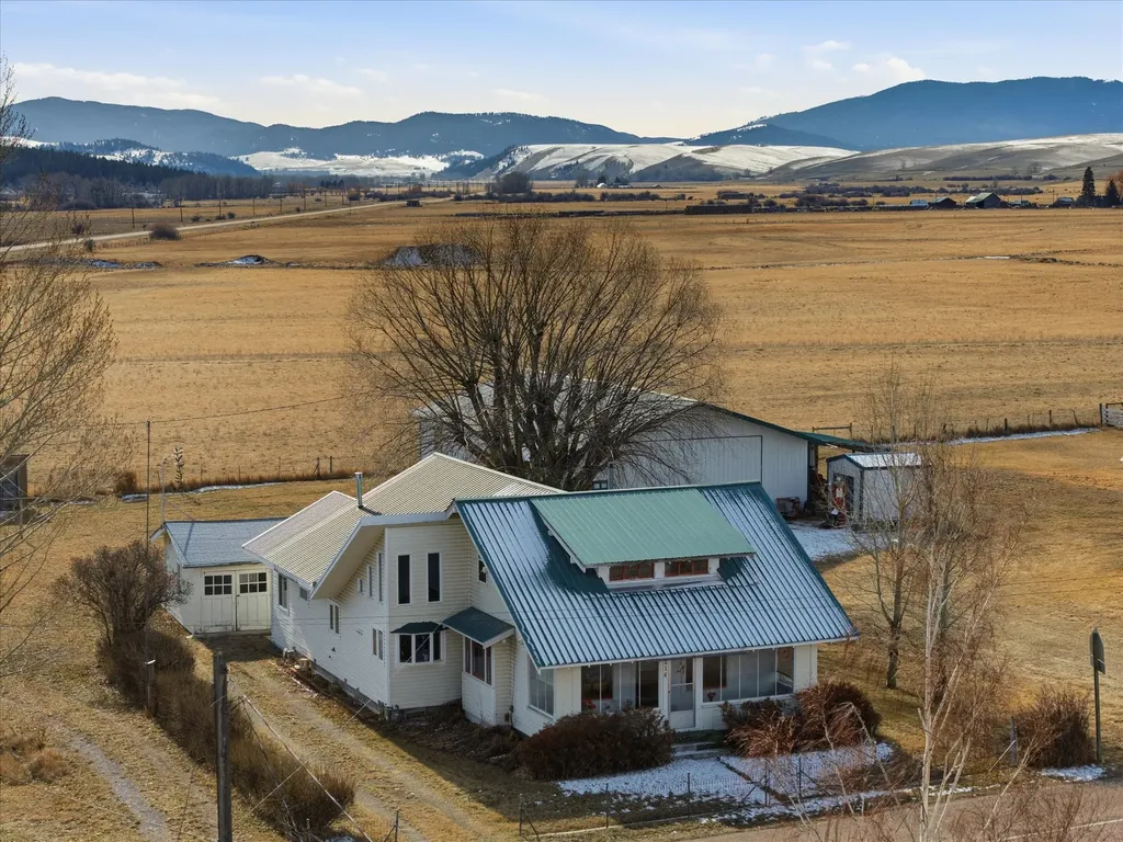 114 & 116 W Main Street Hall MT 59837