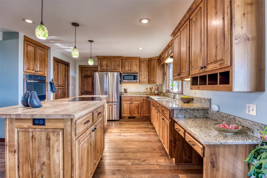 381 Sky West Lane Hamilton MT 59840