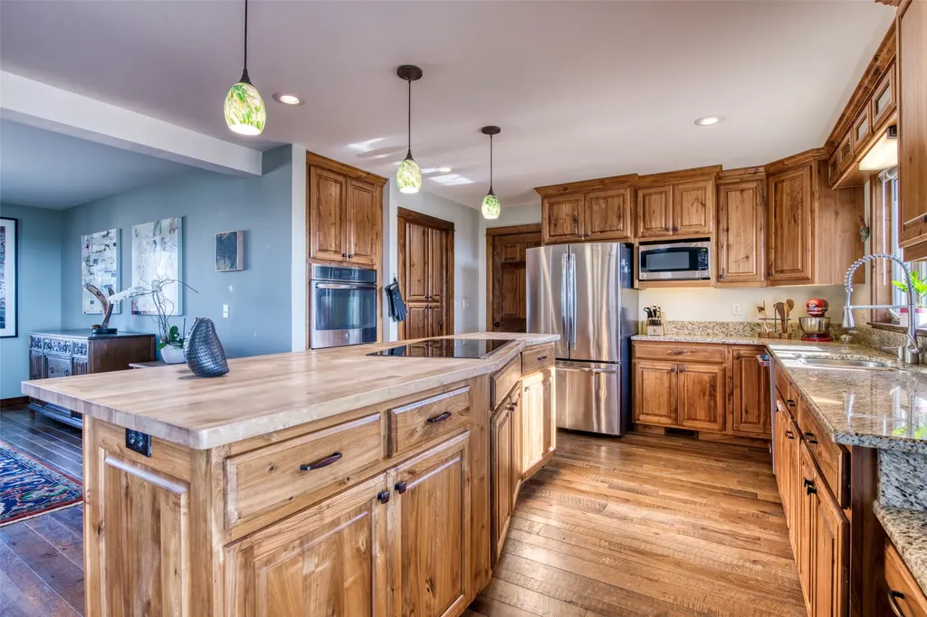 381 Sky West Lane Hamilton MT 59840