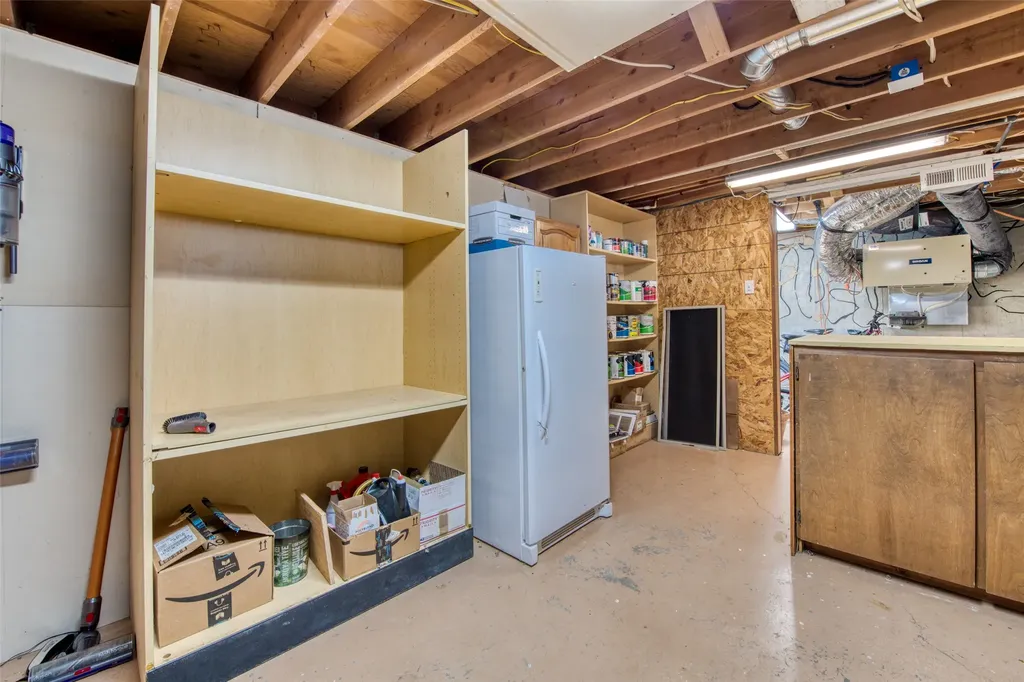 381 Sky West Lane Hamilton MT 59840