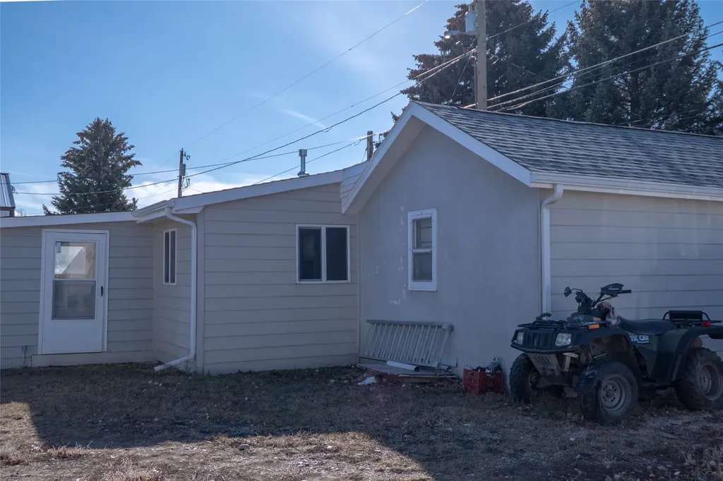 408 S Cedar Street Townsend MT 59644