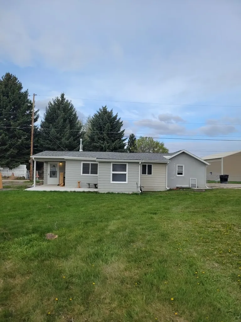 408 S Cedar Street Townsend MT 59644