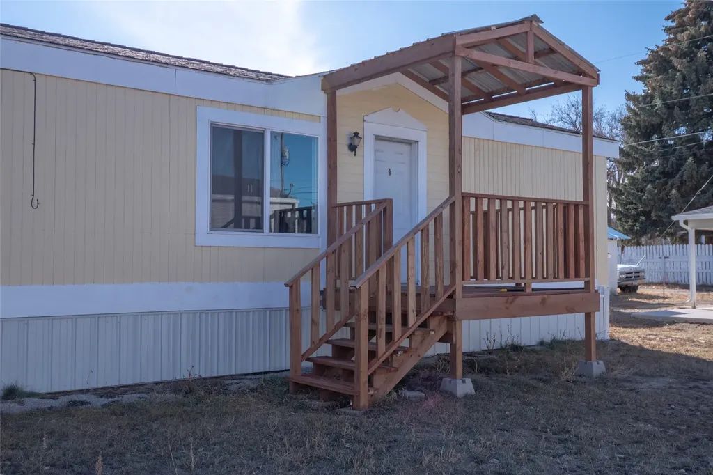 408 S Cedar Street Townsend MT 59644