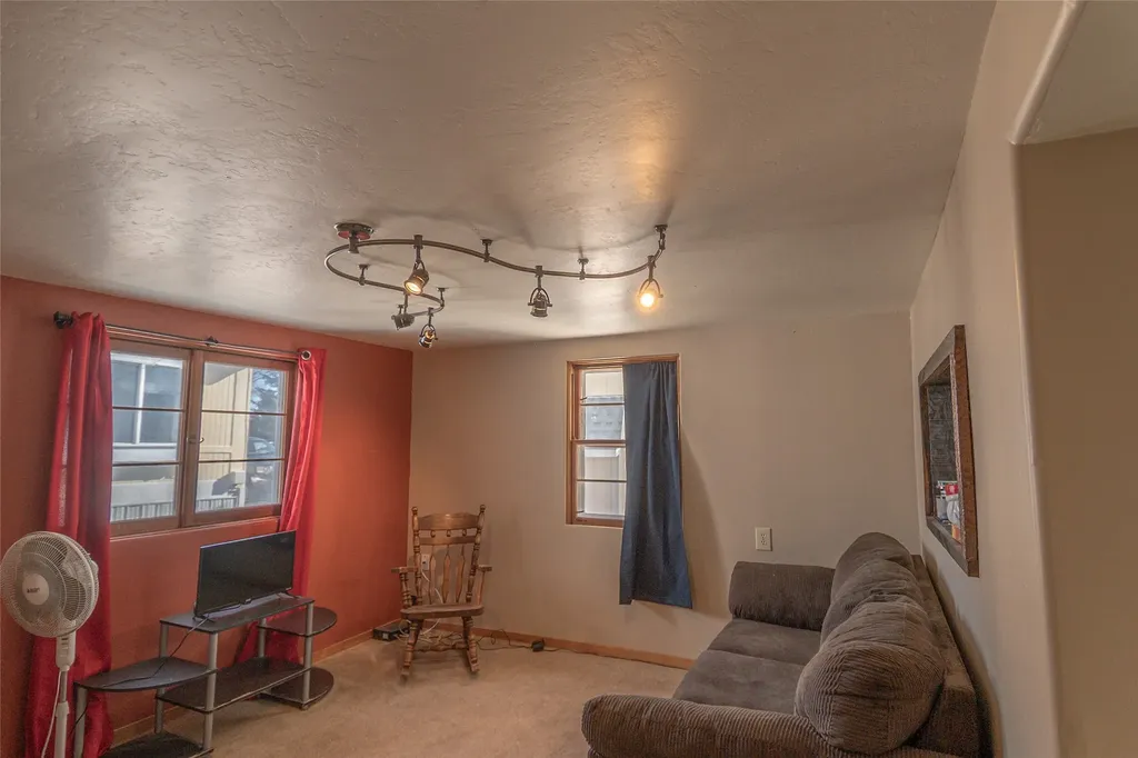 408 S Cedar Street Townsend MT 59644