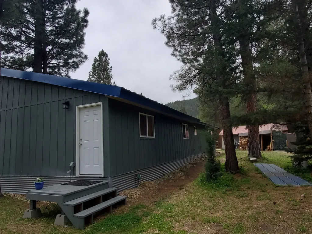 2469 Lincoln Springs Drive Lincoln MT 59639