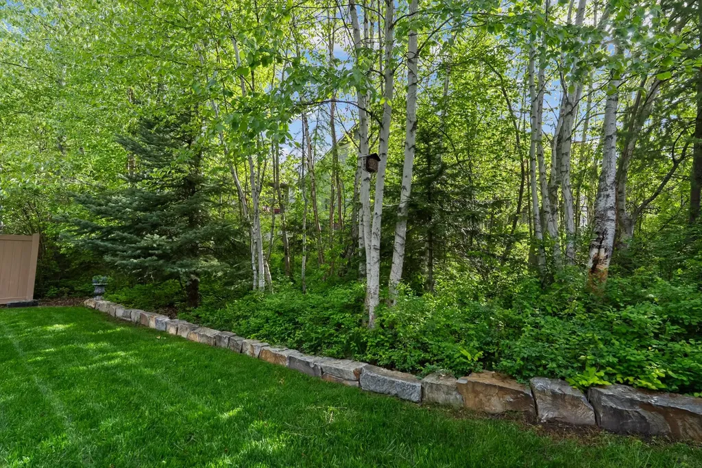 137 Oakmont Loop Columbia Falls MT 59912