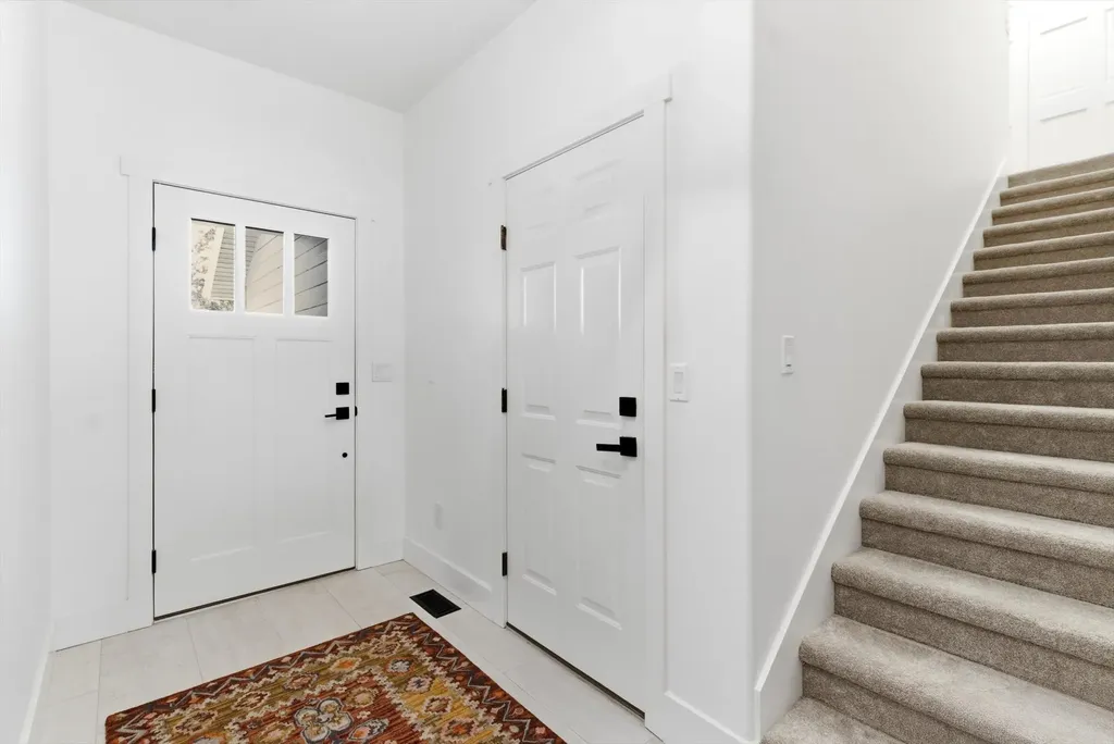 137 Oakmont Loop Columbia Falls MT 59912