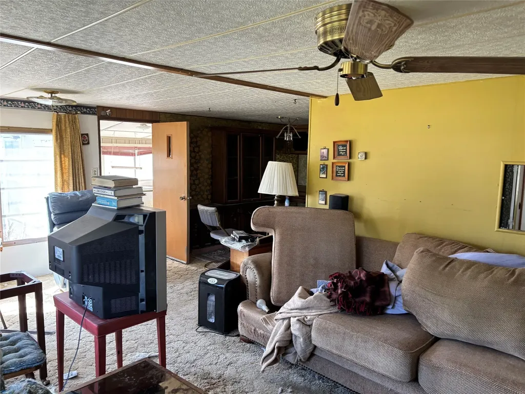 363 Cooper Lane Hamilton MT 59840
