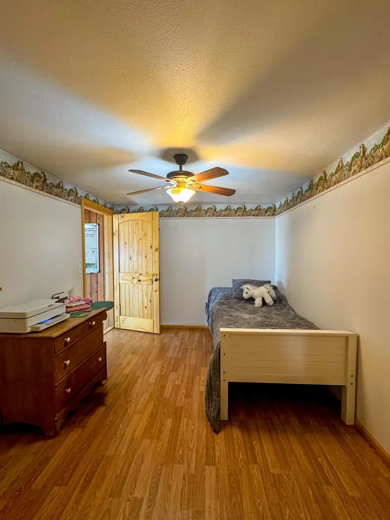 59002 Hillside Road St Ignatius MT 59865