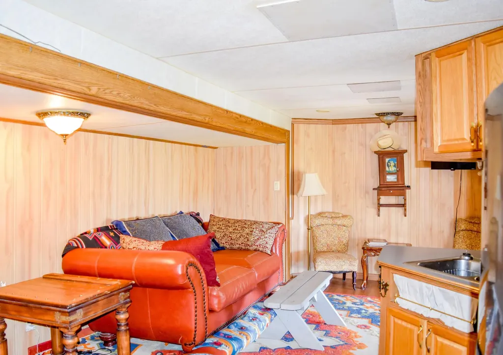 59002 Hillside Road St Ignatius MT 59865