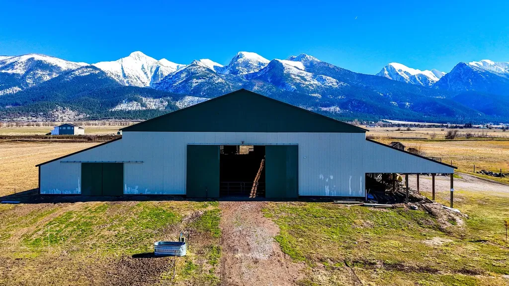 59002 Hillside Road St Ignatius MT 59865