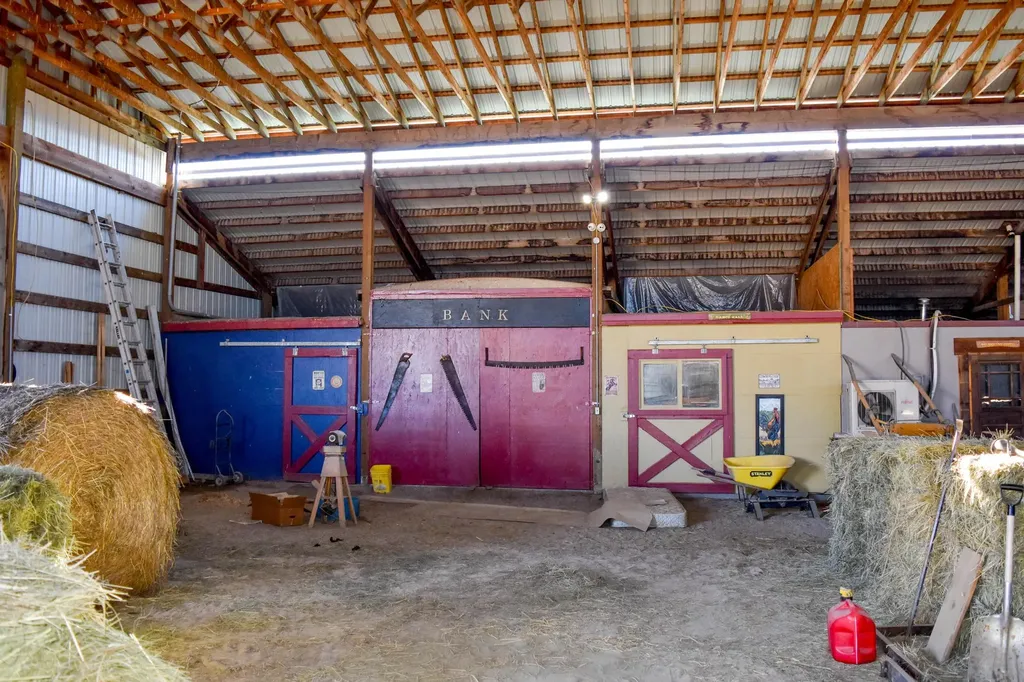 59002 Hillside Road St Ignatius MT 59865