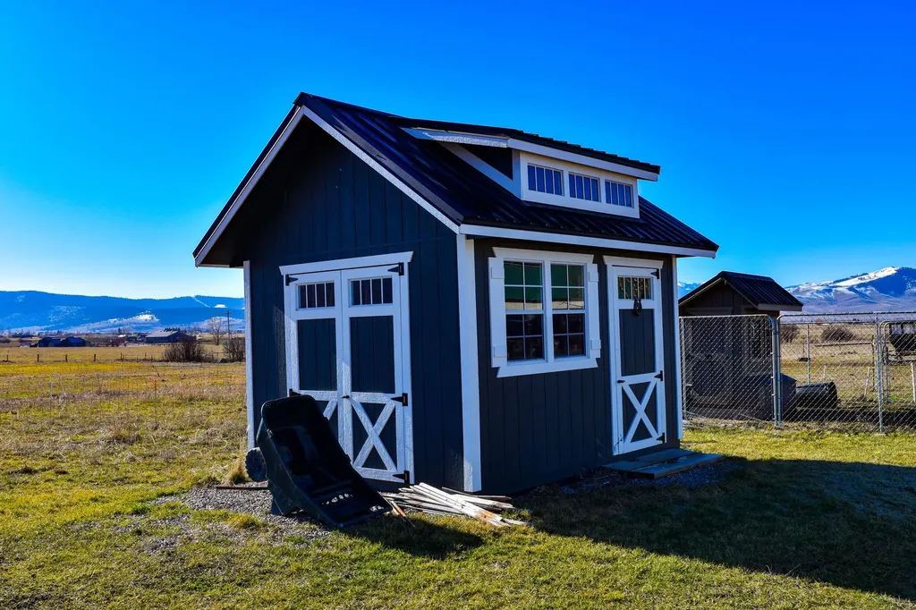 59002 Hillside Road St Ignatius MT 59865