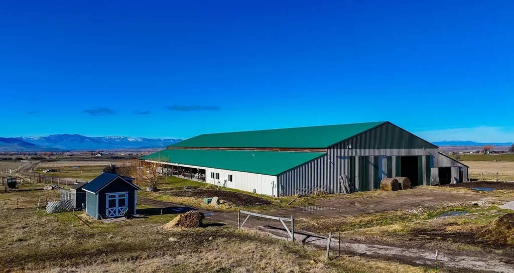 59002 Hillside Road St Ignatius MT 59865