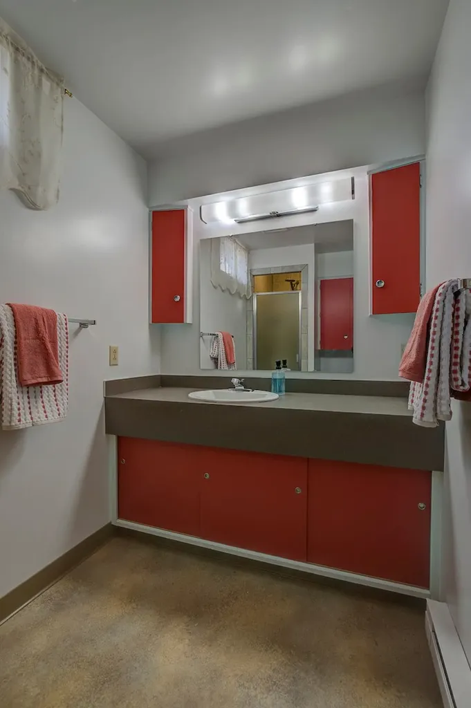 1931 8th Avenue Helena MT 59601