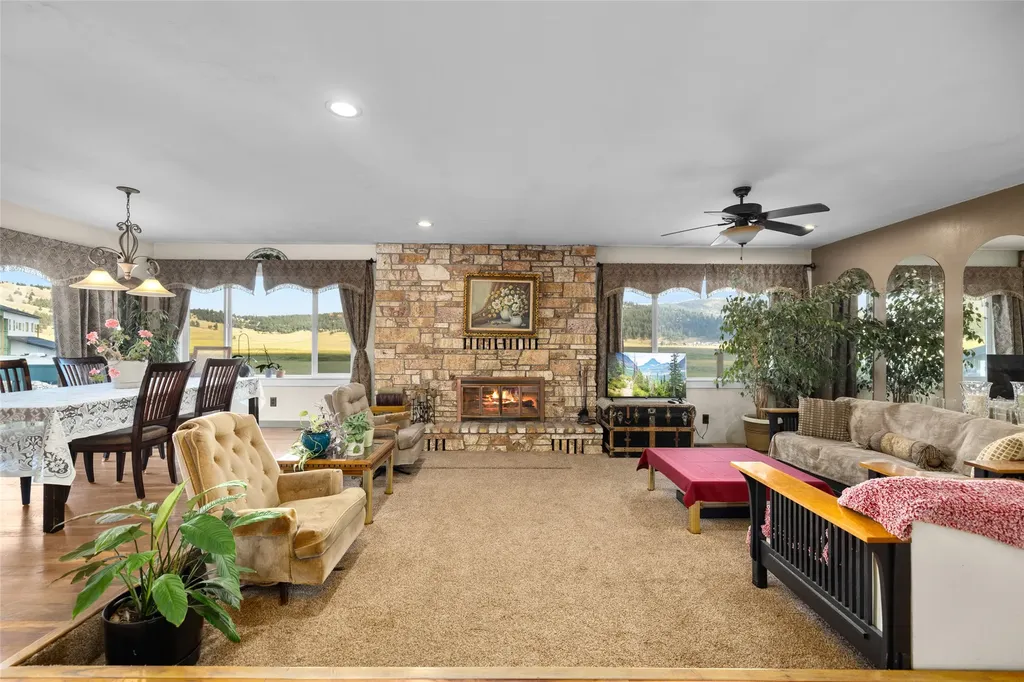 192 Gray Lane Kalispell MT 59901