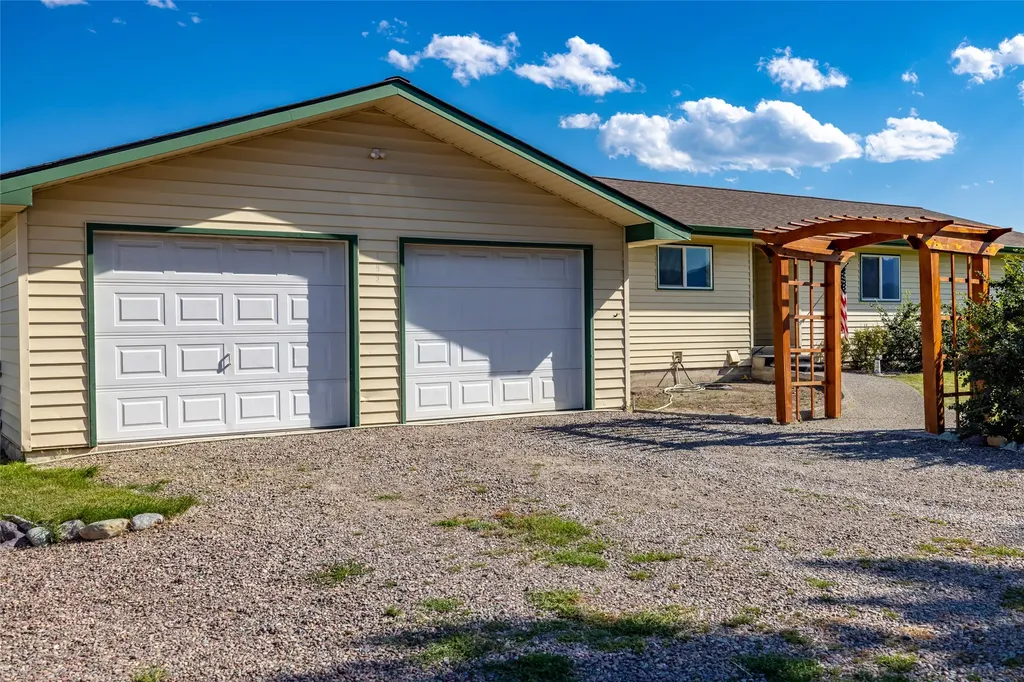 192 Gray Lane Kalispell MT 59901