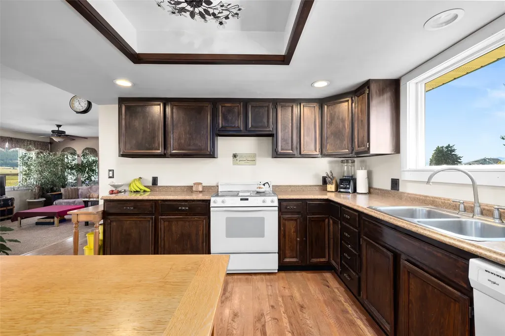 192 Gray Lane Kalispell MT 59901