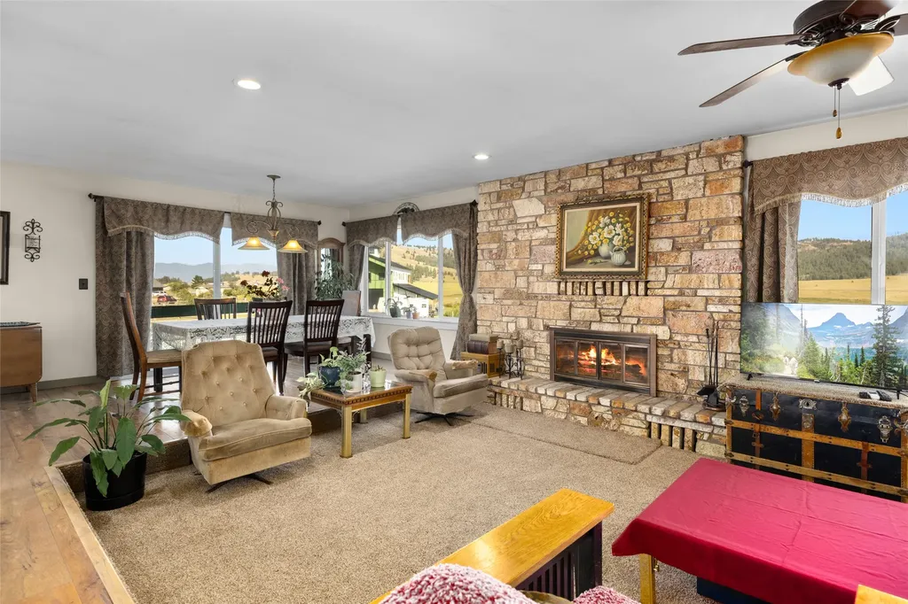 192 Gray Lane Kalispell MT 59901