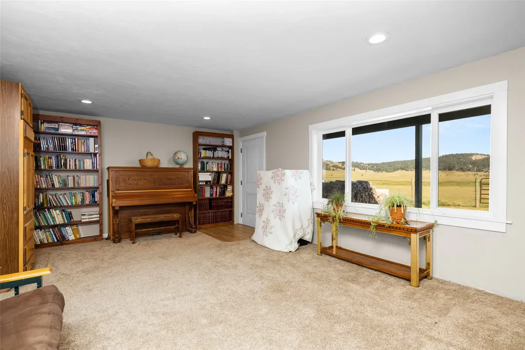 192 Gray Lane Kalispell MT 59901