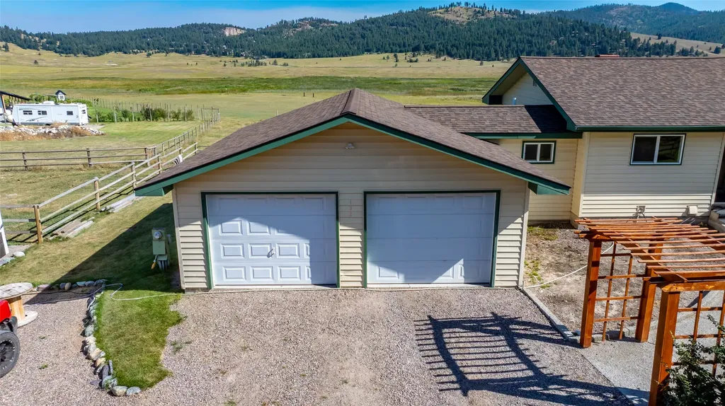 192 Gray Lane Kalispell MT 59901