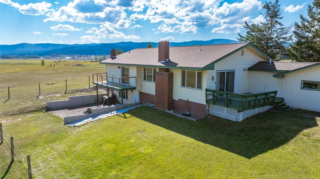 192 Gray Lane Kalispell MT 59901