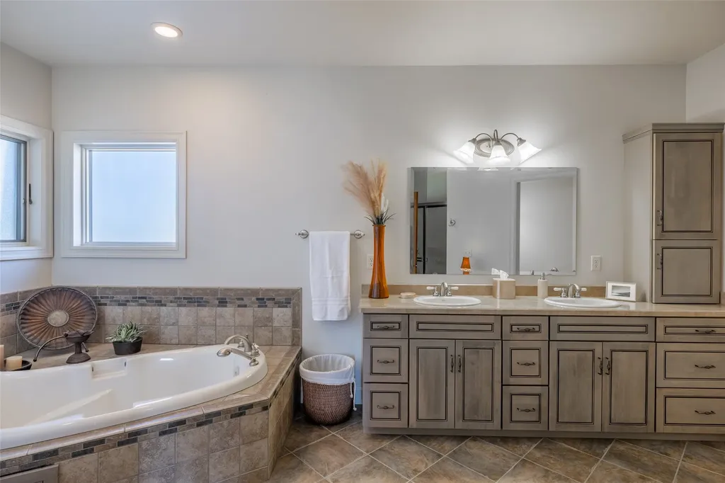 3765 Pirate Point Road Helena MT 59602