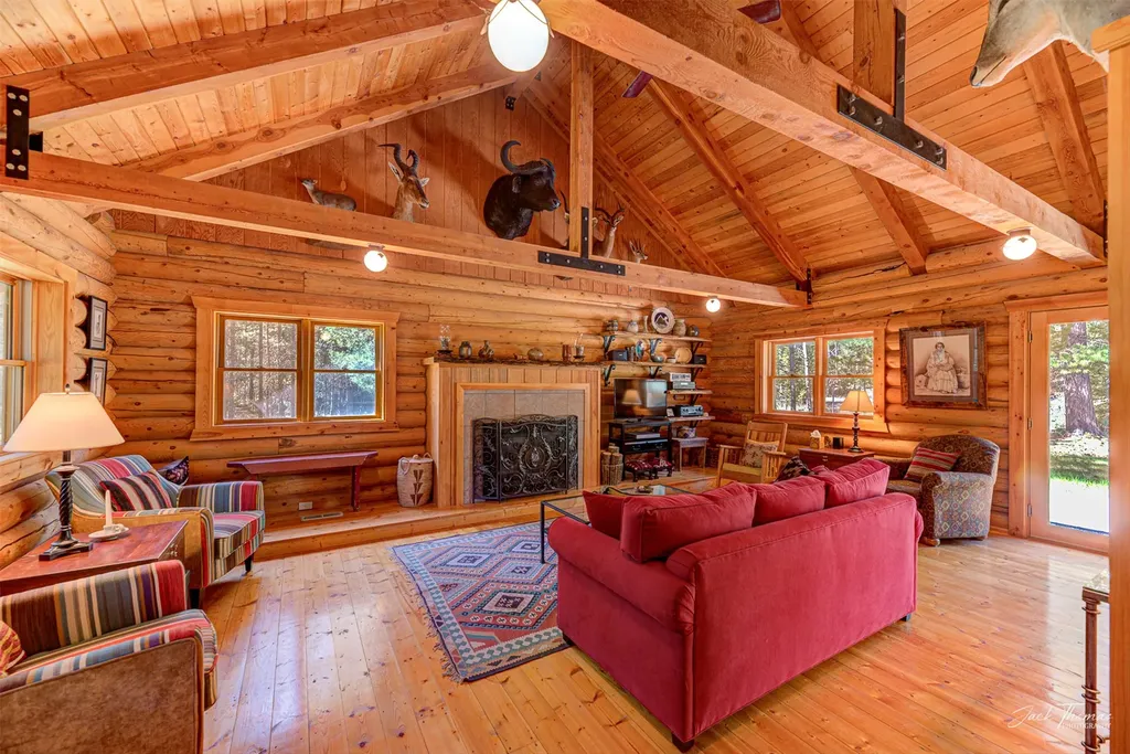 2156 Lone Point Drive Lincoln MT 59639