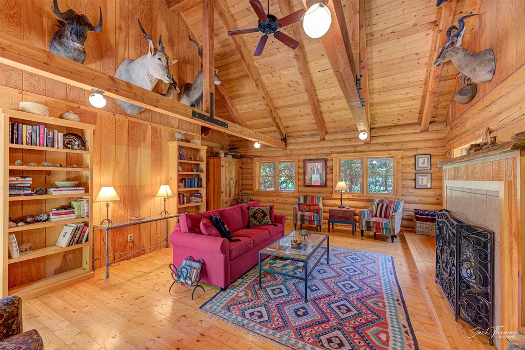 2156 Lone Point Drive Lincoln MT 59639