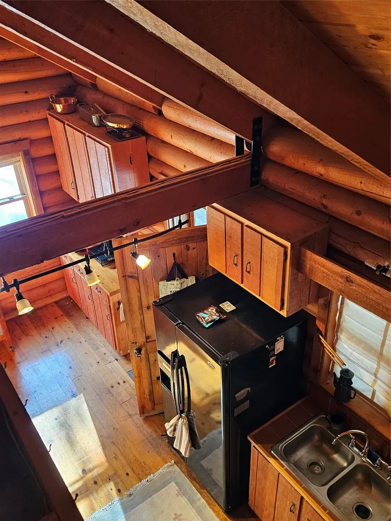 2156 Lone Point Drive Lincoln MT 59639