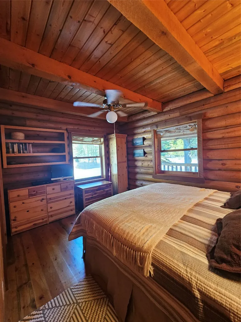 2156 Lone Point Drive Lincoln MT 59639