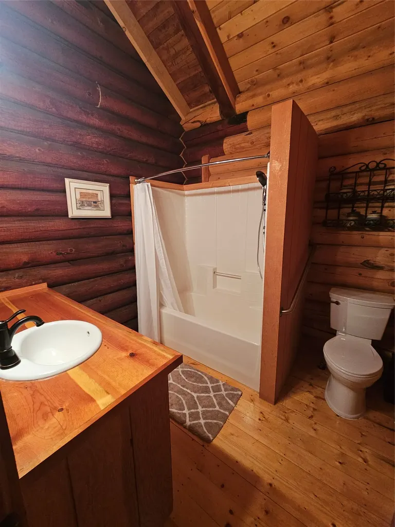 2156 Lone Point Drive Lincoln MT 59639
