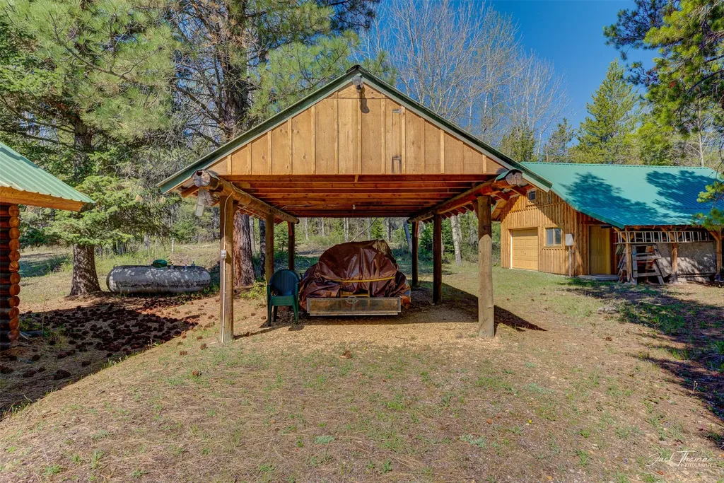 2156 Lone Point Drive Lincoln MT 59639