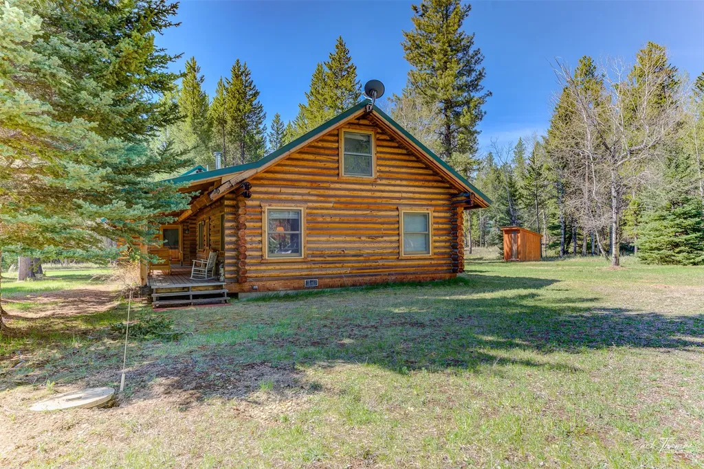 2156 Lone Point Drive Lincoln MT 59639